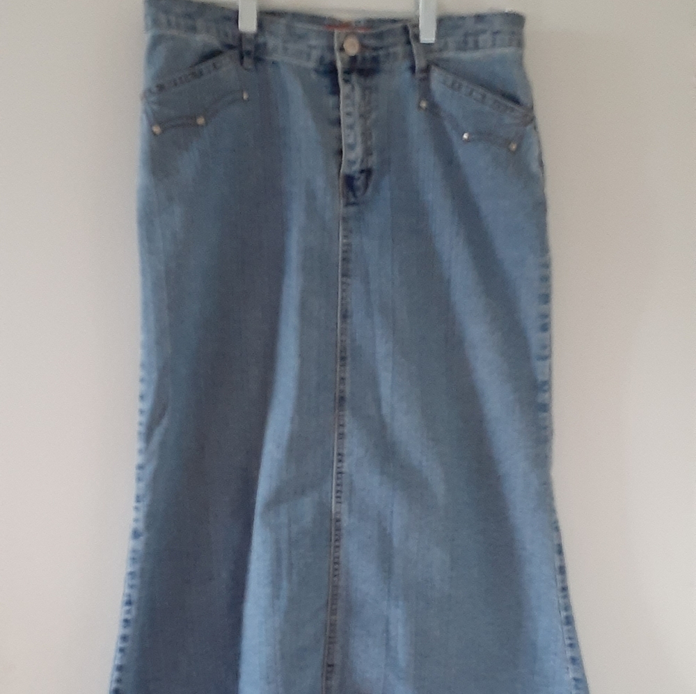 Denim maxi skirt